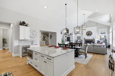 1096 Chatham Hills Boulevard Westfield IN 46074