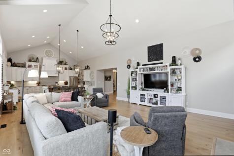 1096 Chatham Hills Boulevard Westfield IN 46074