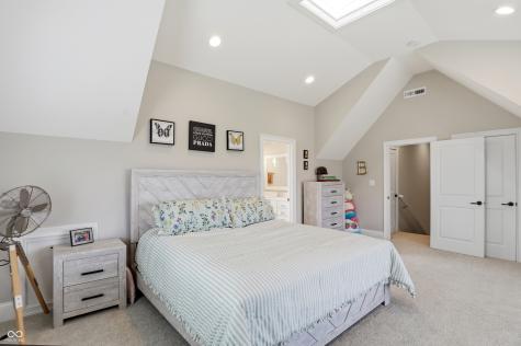 1096 Chatham Hills Boulevard Westfield IN 46074