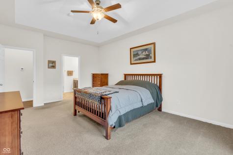 1059 Cherry Tree Lane Greenwood IN 46143