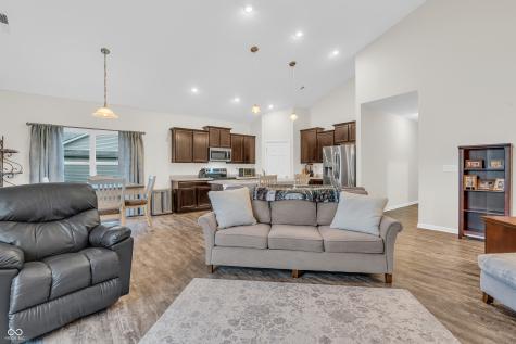 1059 Cherry Tree Lane Greenwood IN 46143