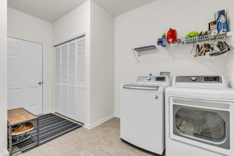 1059 Cherry Tree Lane Greenwood IN 46143