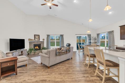 1059 Cherry Tree Lane Greenwood IN 46143