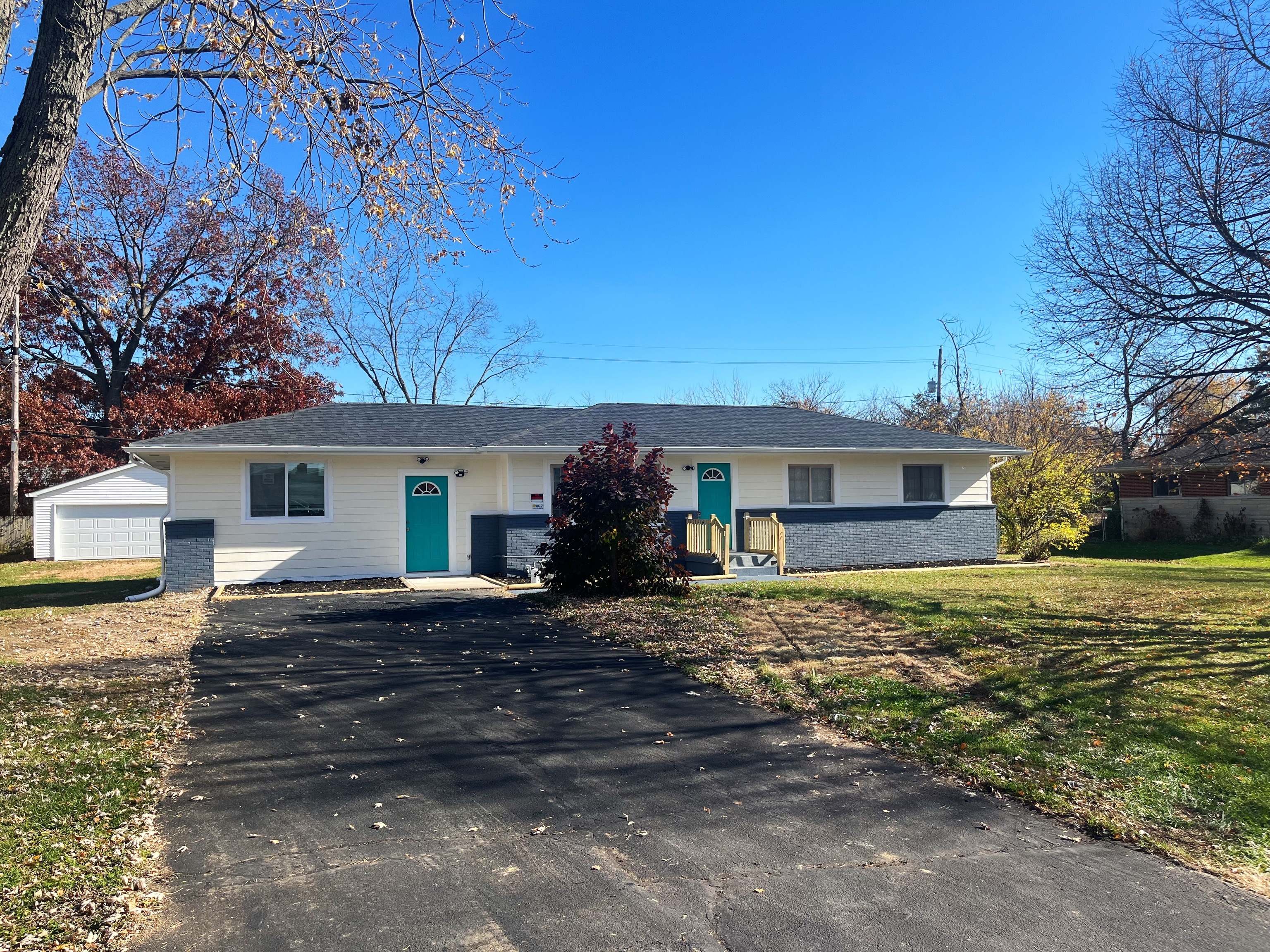 8031 Briarwood Drive Indianapolis IN 46227