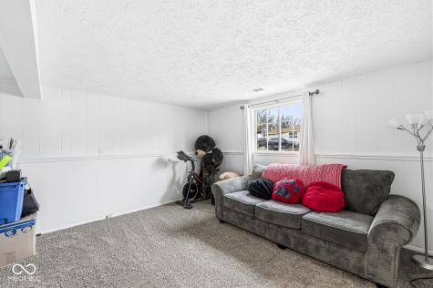6349 Granner Drive Indianapolis IN 46221