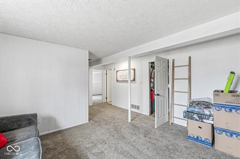 6349 Granner Drive Indianapolis IN 46221