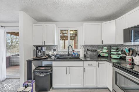 6349 Granner Drive Indianapolis IN 46221