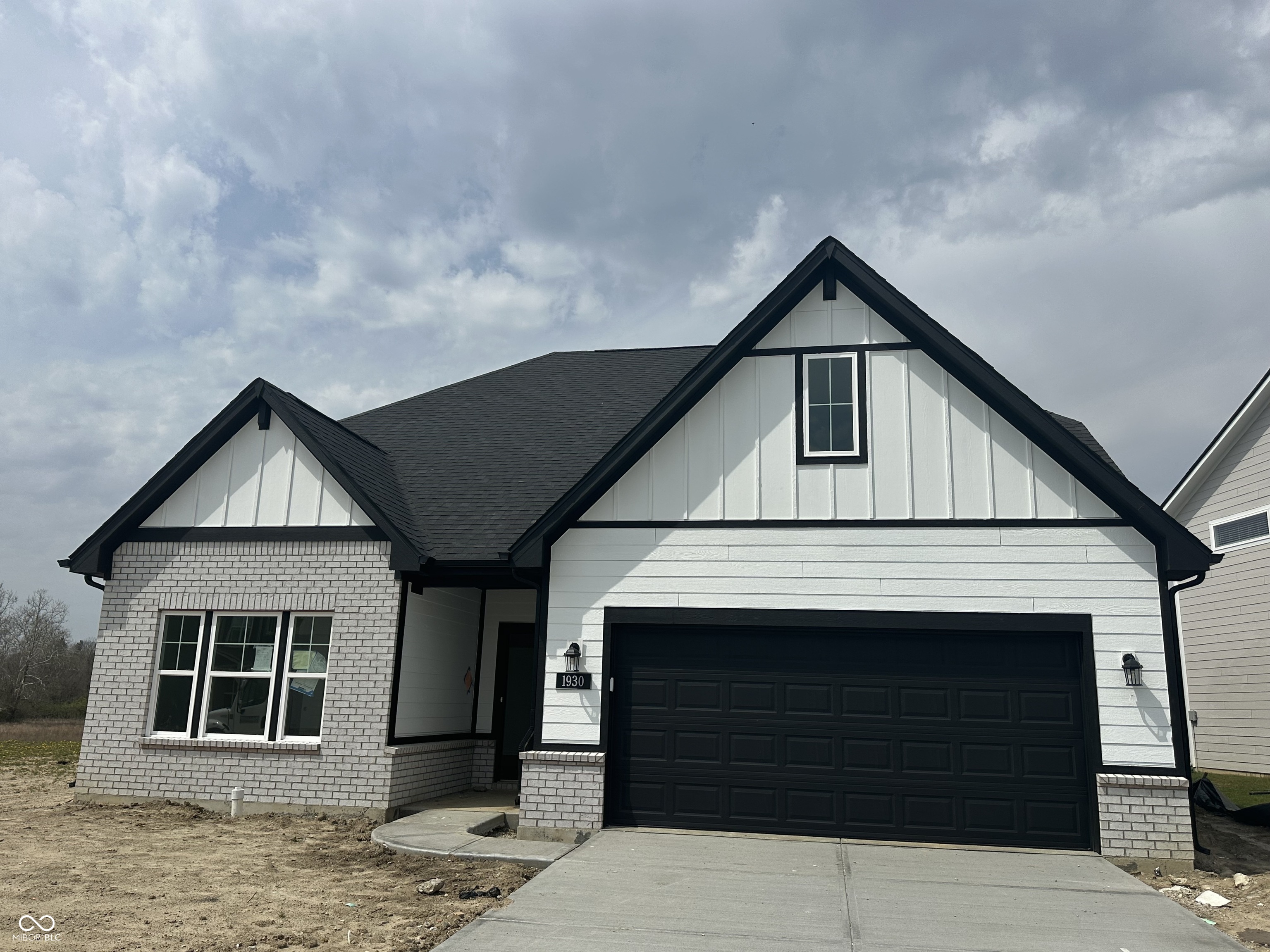 1930 Hill Lake Lane Indianapolis IN 46239