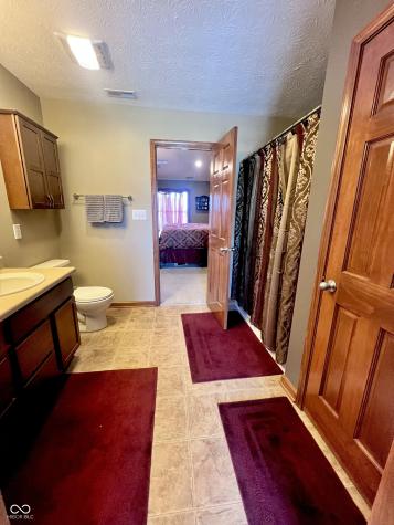 5768 Cherokee Court Bargersville IN 46106