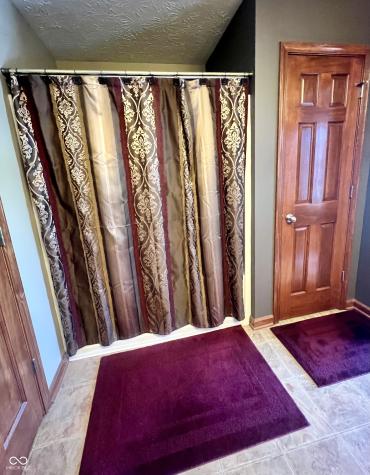 5768 Cherokee Court Bargersville IN 46106