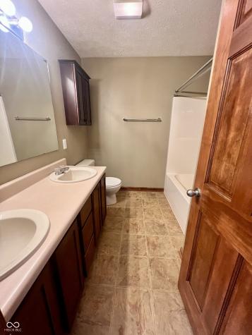 5768 Cherokee Court Bargersville IN 46106