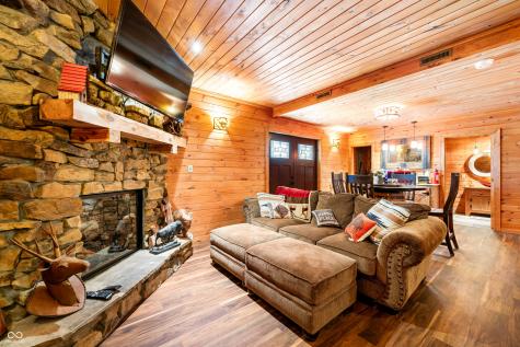 9601 Buffalo Pike Freetown IN 47235