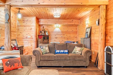9601 Buffalo Pike Freetown IN 47235