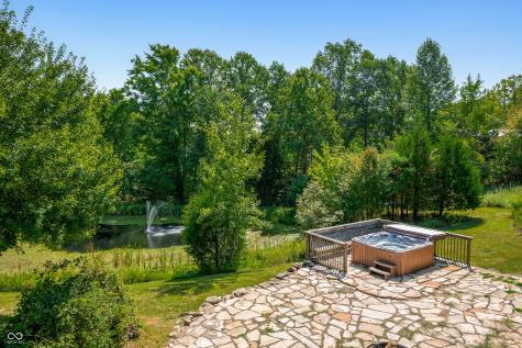 9601 Buffalo Pike Freetown IN 47235