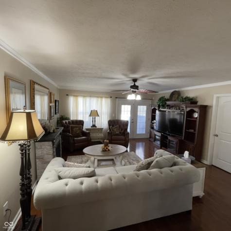 9509 Woodsong Lane Indianapolis IN 46229