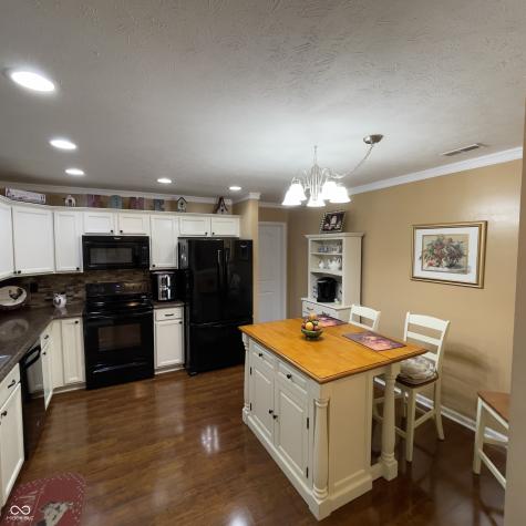9509 Woodsong Lane Indianapolis IN 46229