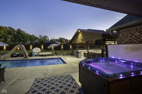 5145 W 400 N Fairland IN 46126