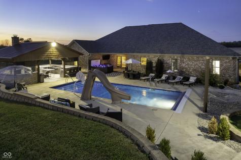 5145 W 400 N Fairland IN 46126