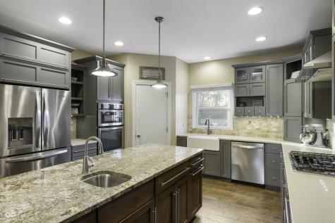 5145 W 400 N Fairland IN 46126