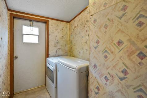 4697 W Ridge Drive Columbus IN 47203