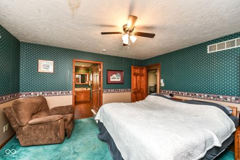 10261 N State Road 37 Elwood IN 46036