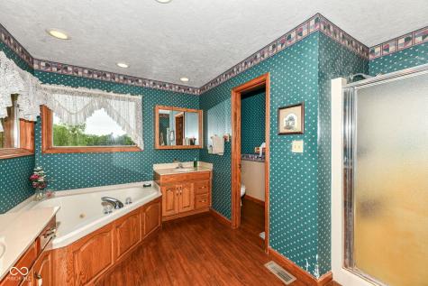 10261 N State Road 37 Elwood IN 46036