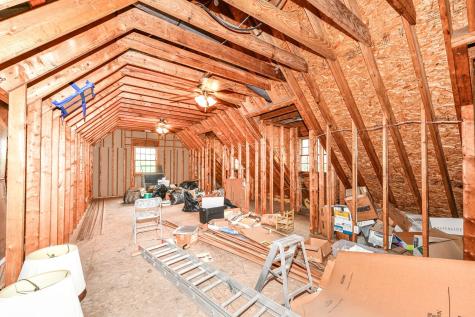 10261 N State Road 37 Elwood IN 46036