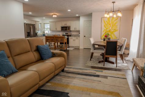 7032 Steinmeier Drive Indianapolis IN 46220
