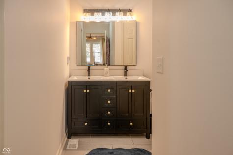 7032 Steinmeier Drive Indianapolis IN 46220