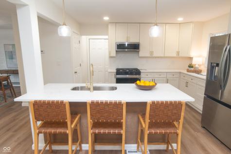 6337 Cardinal Lane Indianapolis IN 46220
