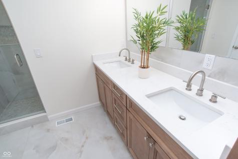 6337 Cardinal Lane Indianapolis IN 46220