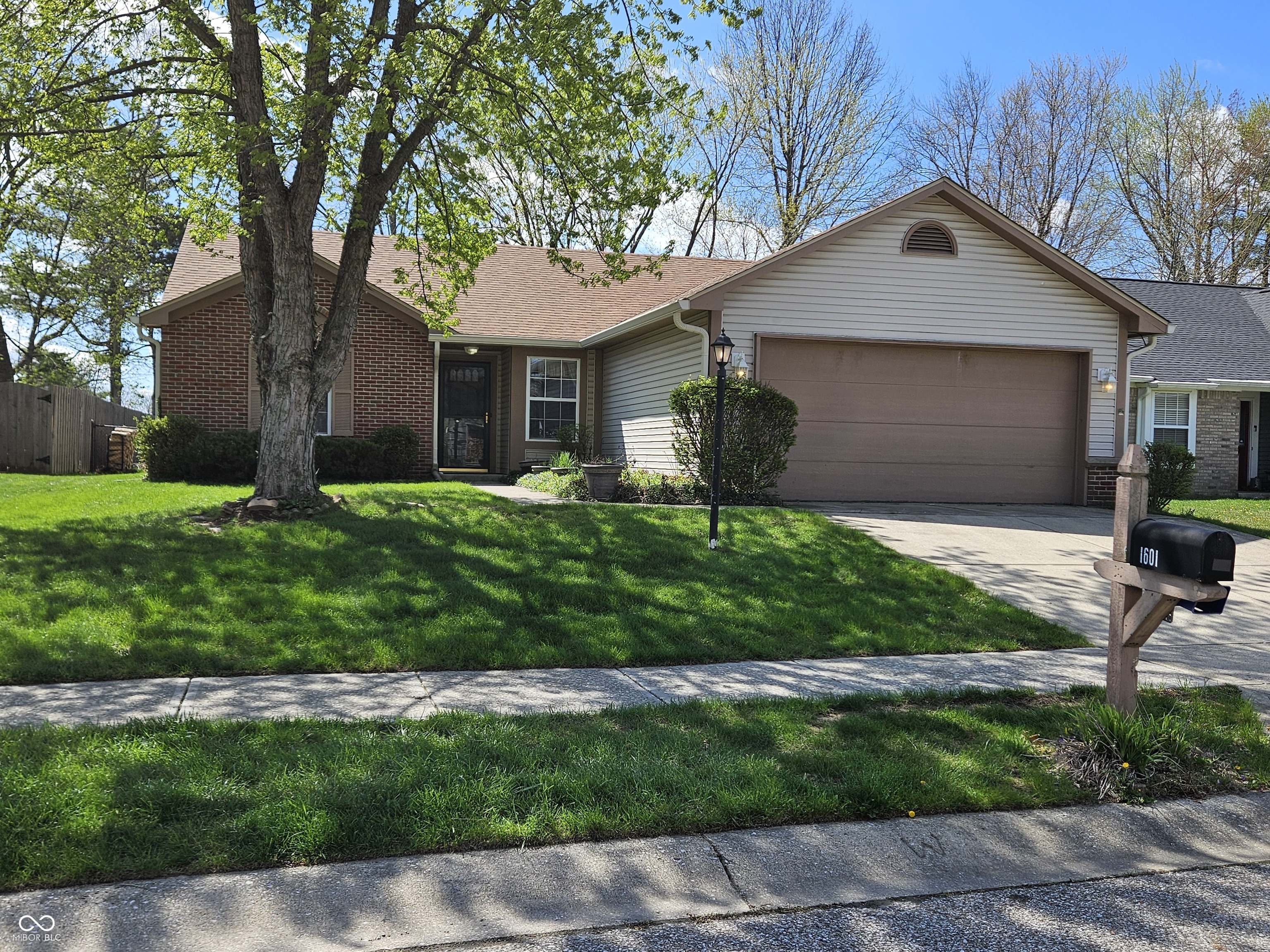 1601 Cherrywood Court Westfield IN 46074