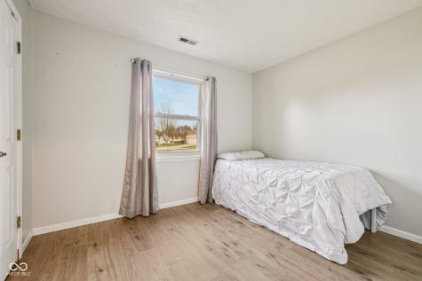 7528 Gunyon Drive Indianapolis IN 46237