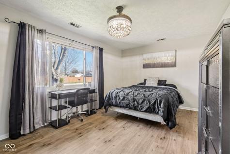 7528 Gunyon Drive Indianapolis IN 46237