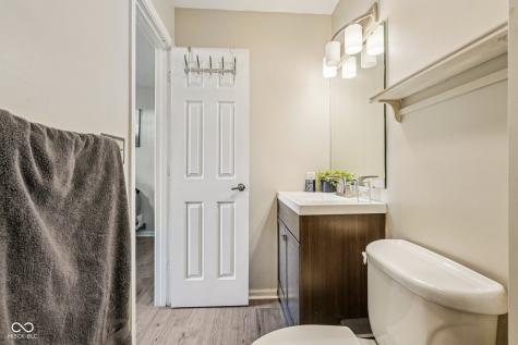 7528 Gunyon Drive Indianapolis IN 46237
