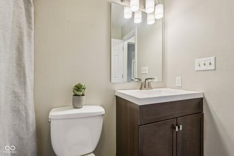 7528 Gunyon Drive Indianapolis IN 46237