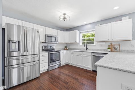 1421 Spring Meadow Court Greenfield IN 46140