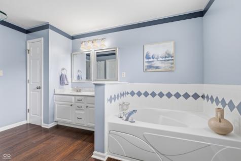 1421 Spring Meadow Court Greenfield IN 46140