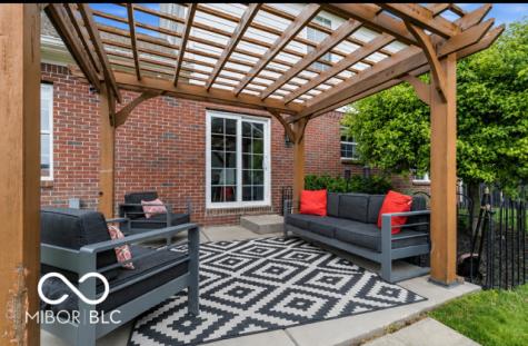 1421 Spring Meadow Court Greenfield IN 46140