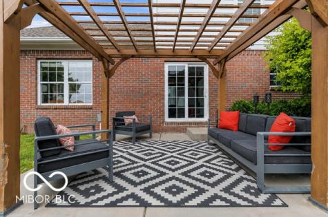 1421 Spring Meadow Court Greenfield IN 46140