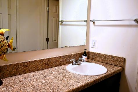 1922 Lakecrest Drive Columbus IN 47201