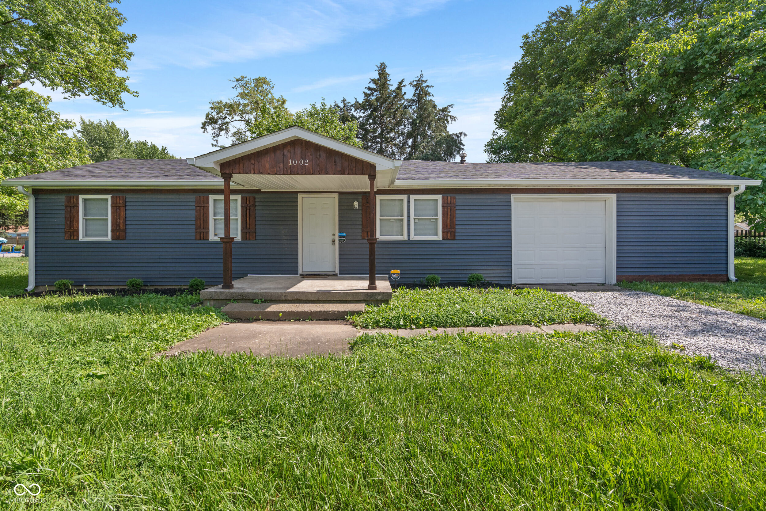1002 Collier Street Indianapolis IN 46241