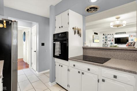 3309 Larkspur Lane Columbus IN 47203