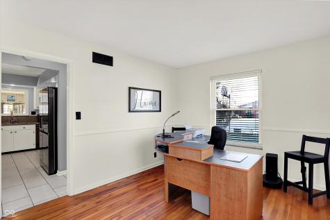 3309 Larkspur Lane Columbus IN 47203