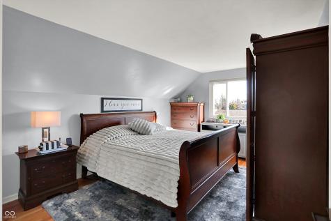 3309 Larkspur Lane Columbus IN 47203