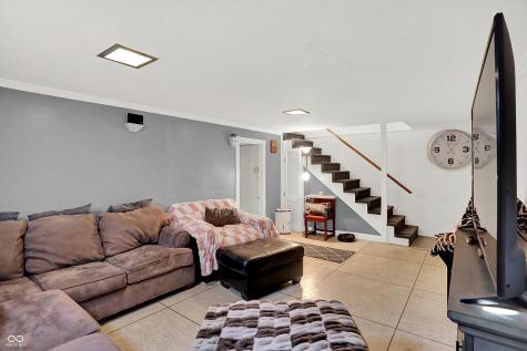 3309 Larkspur Lane Columbus IN 47203