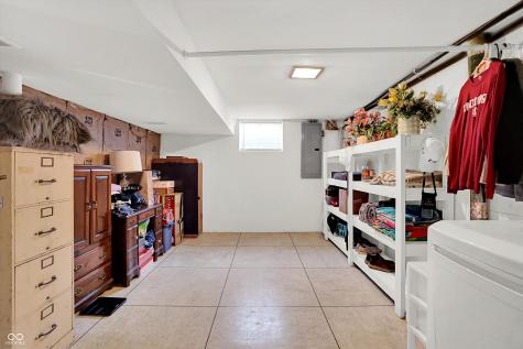 3309 Larkspur Lane Columbus IN 47203