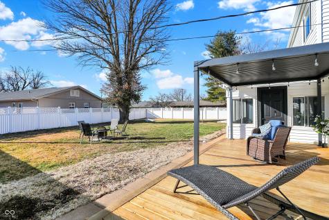 3309 Larkspur Lane Columbus IN 47203