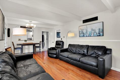 3309 Larkspur Lane Columbus IN 47203