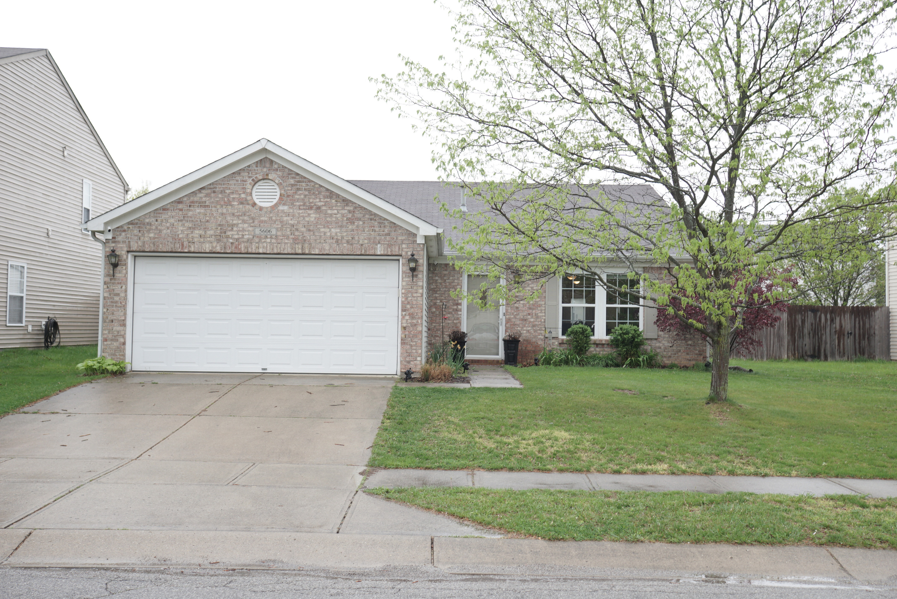 5606 Grassy Bank Drive Indianapolis IN 46237